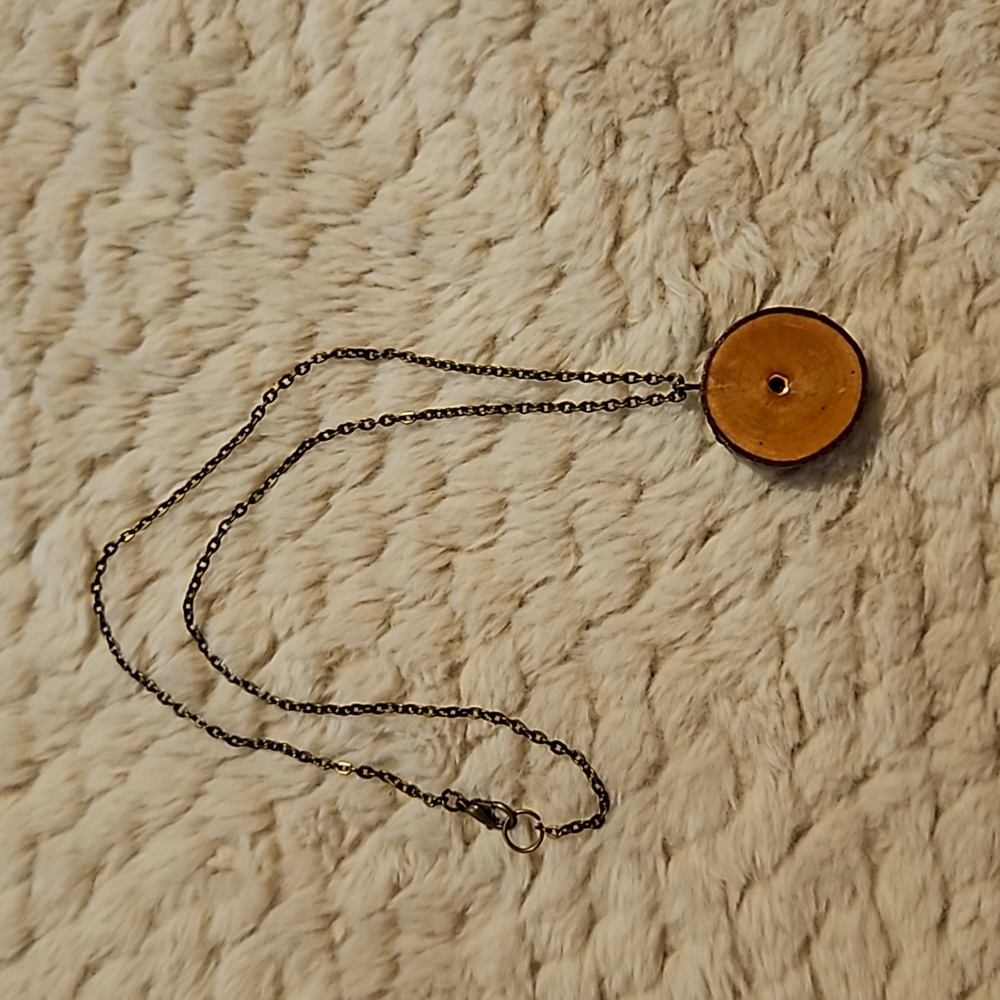 #0080 Wood pendant necklace